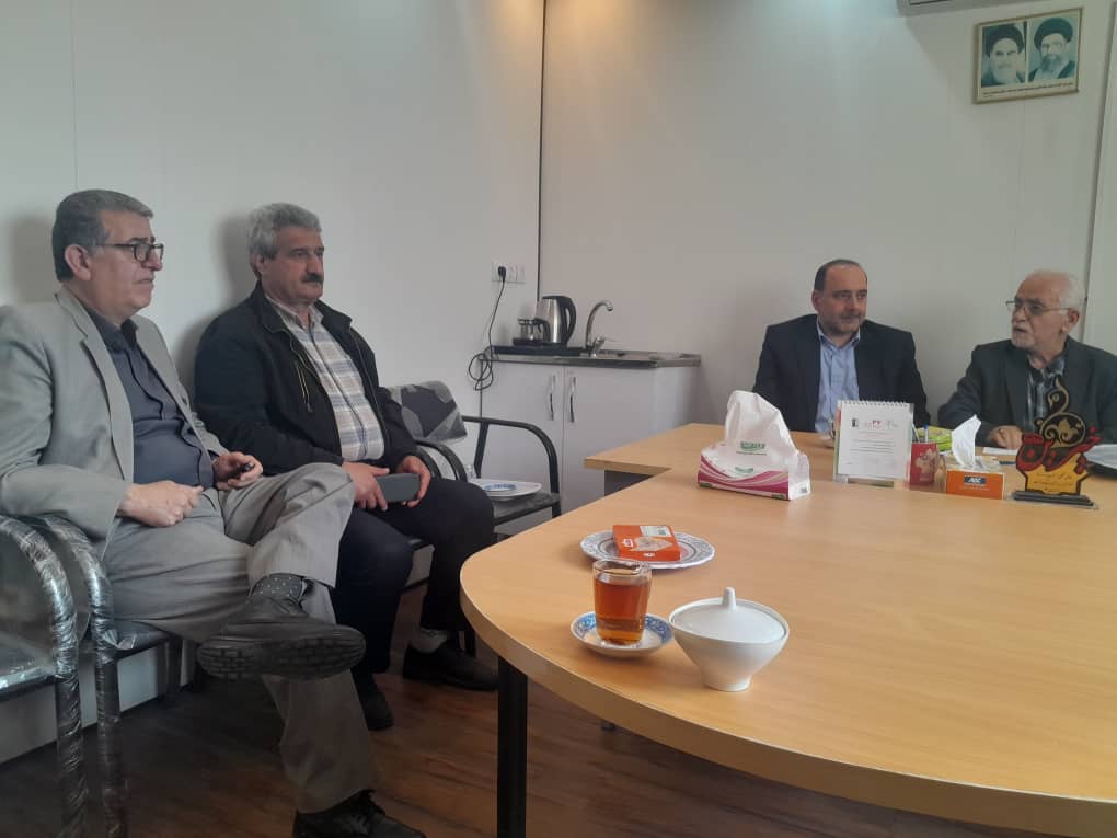 تدوین برنامه های سال جدید مجمع خیرین مدرسه ساز لنگرود در دیدار با مدیریت اداره آموزش وپرورش لنگرود
